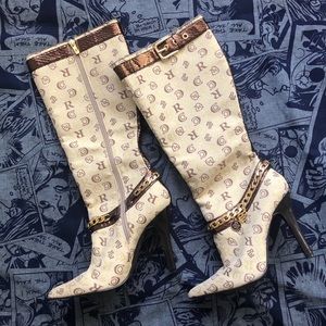 ROCAWEAR “NAOMI” KNEE HIGH GOLD HEELED BOOTS